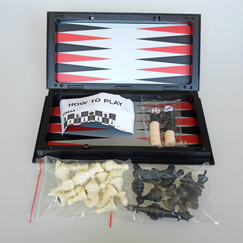Opvouwbaar magnetisch schaakda - Board Game Yearbook recensie en prijs