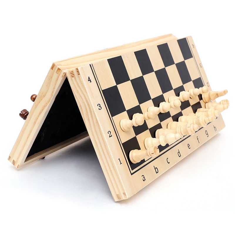 Schaakbord Drie-in-1 houten da - Board Game Yearbook recensie en prijs